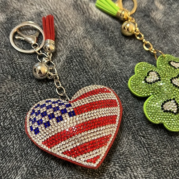 2 new bling keychains - Picture 2 of 4